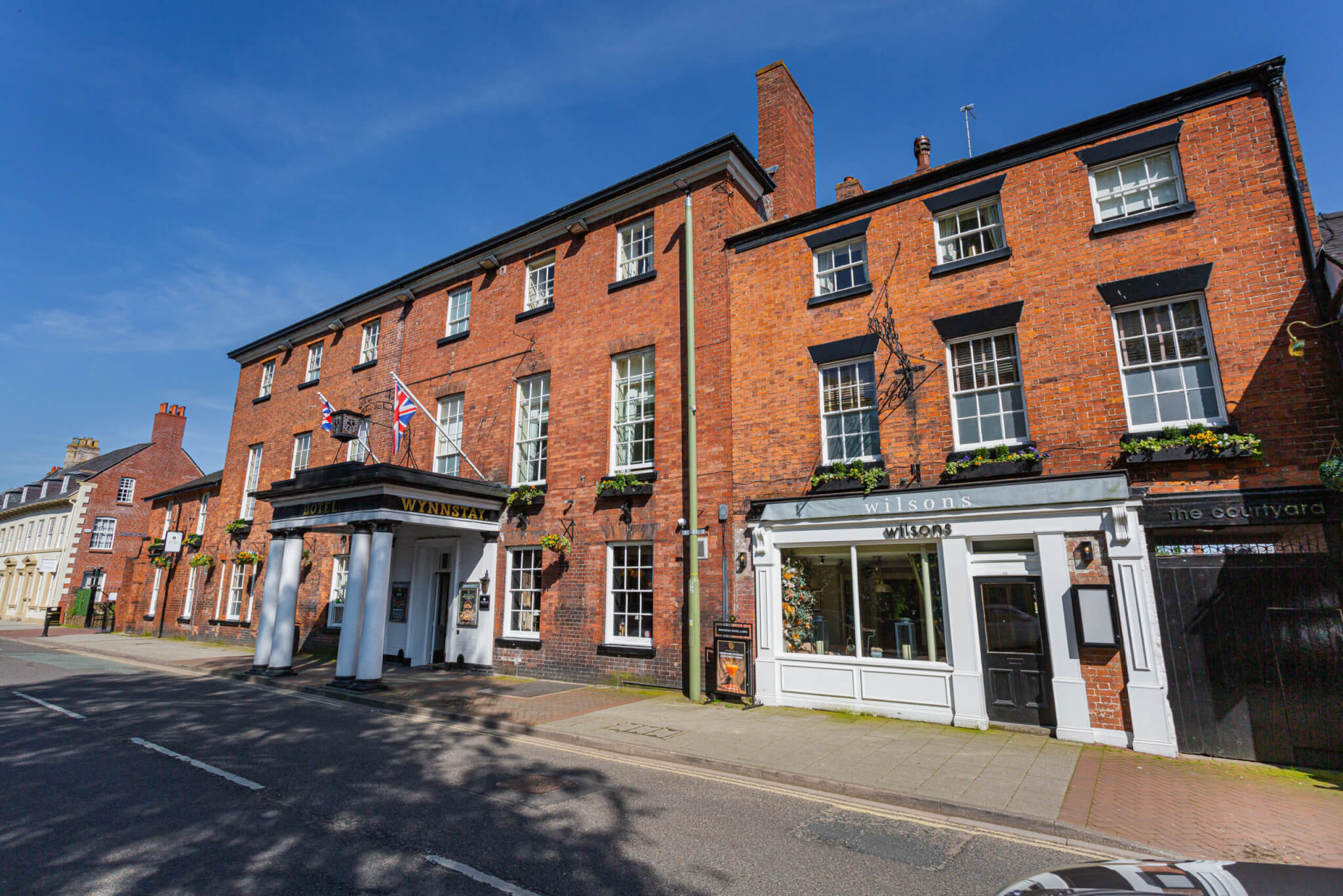 historic pub oswestry wynnstay scaled