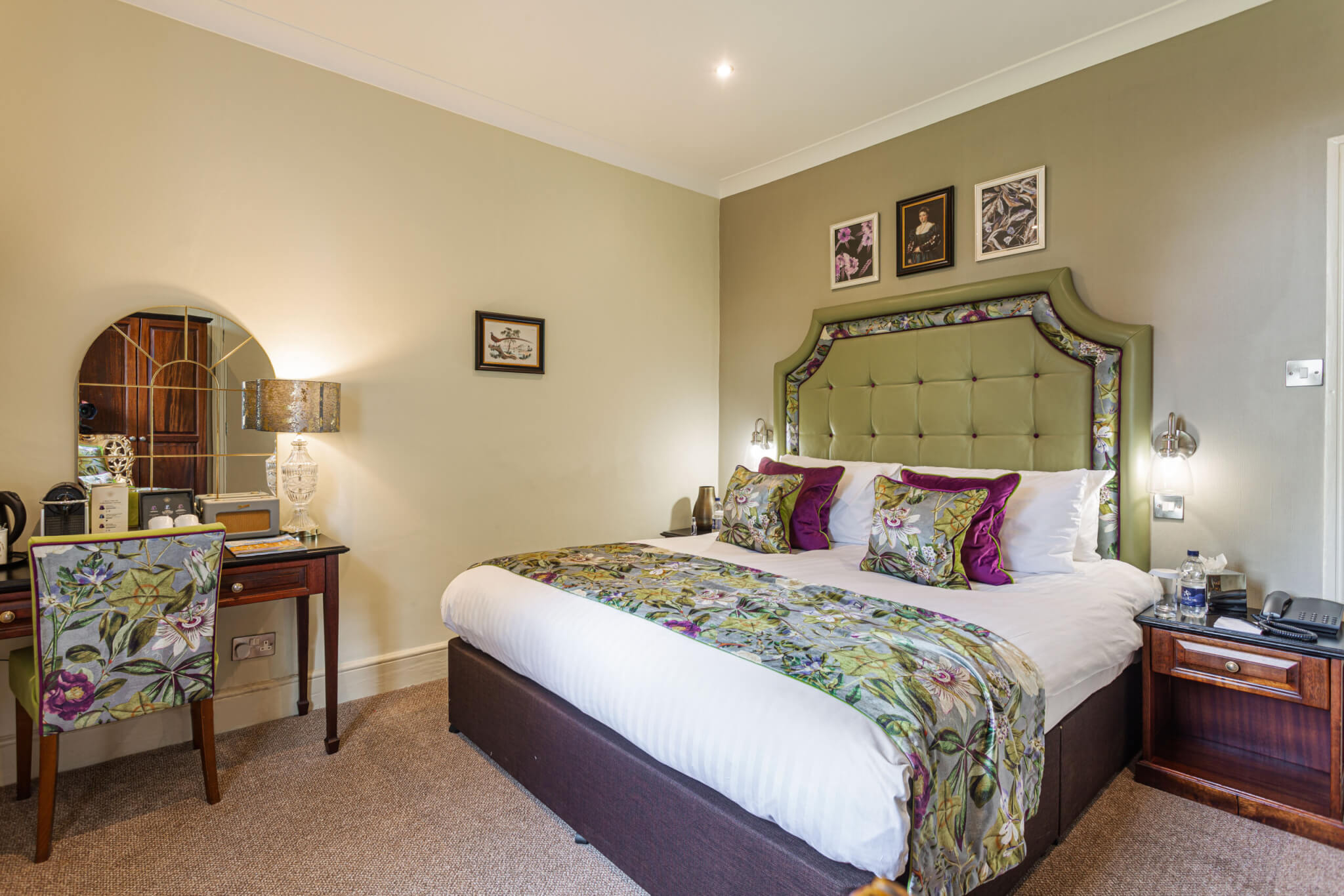 Classic Double Room Hotel Oswestry Shropshire 37 scaled