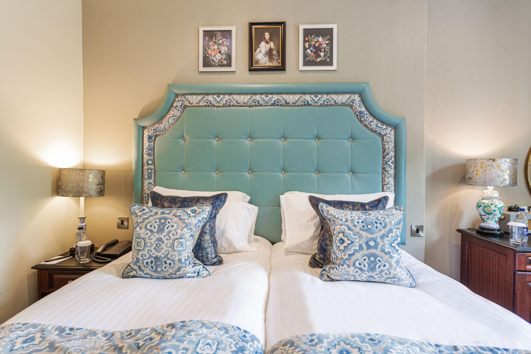 Classic Twin Room Hotel Oswestry Shropshire 8 scaled