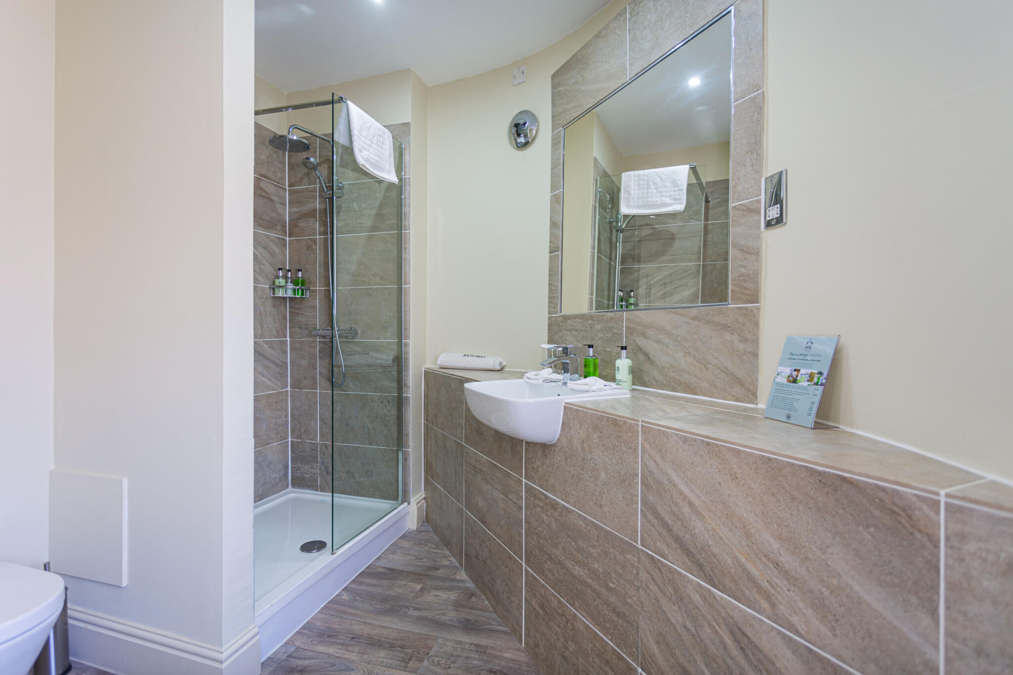 Deluxe Family Room Hotel Oswestry Shropshire 7 scaled